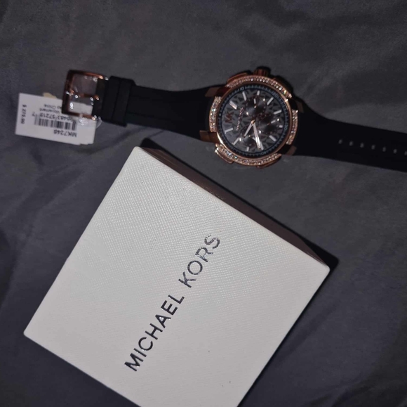 mk clock - Picture 2 of 2